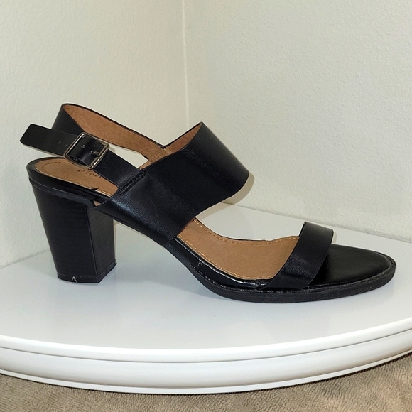 Pierre Dumas Corina Heels - Picture 3 of 10